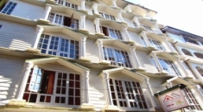 Retreat Alpine Crest